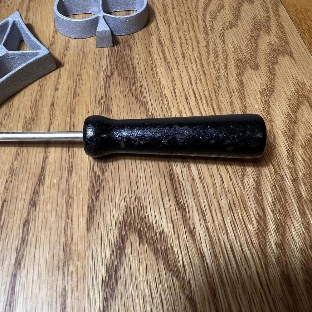 N/A rosette iron